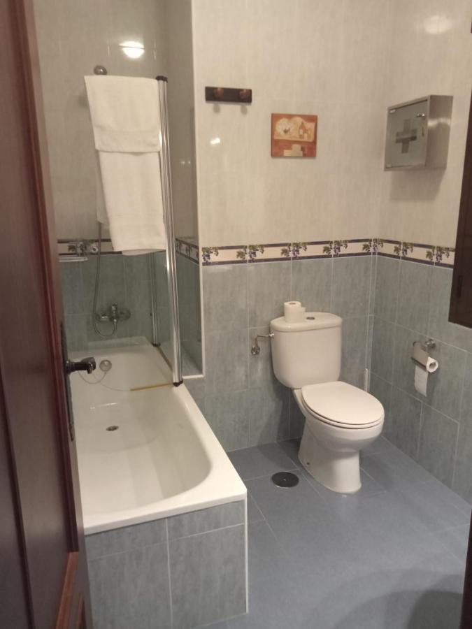 Casa Rural Las Escuelas II Эль-Ойо-де-Пинарес Экстерьер фото